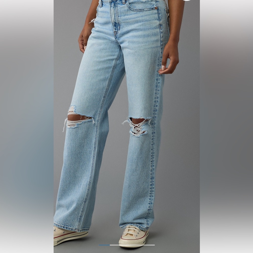 AE American Eagle Strigid Ripped High-Waisted Stovepipe Jeans